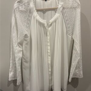 Chic White Lace Women's Blouse